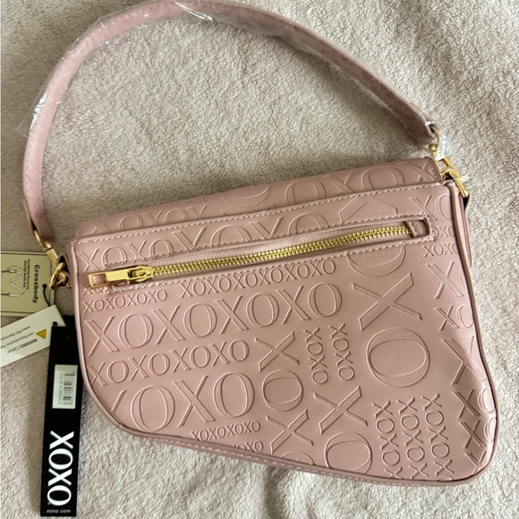 XOXO Blush Embossed Shoulder Bag with Gold Accents - Picture 2 of 2